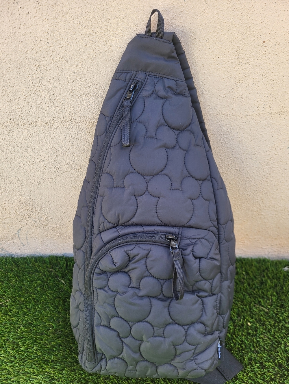 Vera Bradley Disney Black Quilted Sling Backpack with Mickey Mouse Interior. - Picture 4 of 16